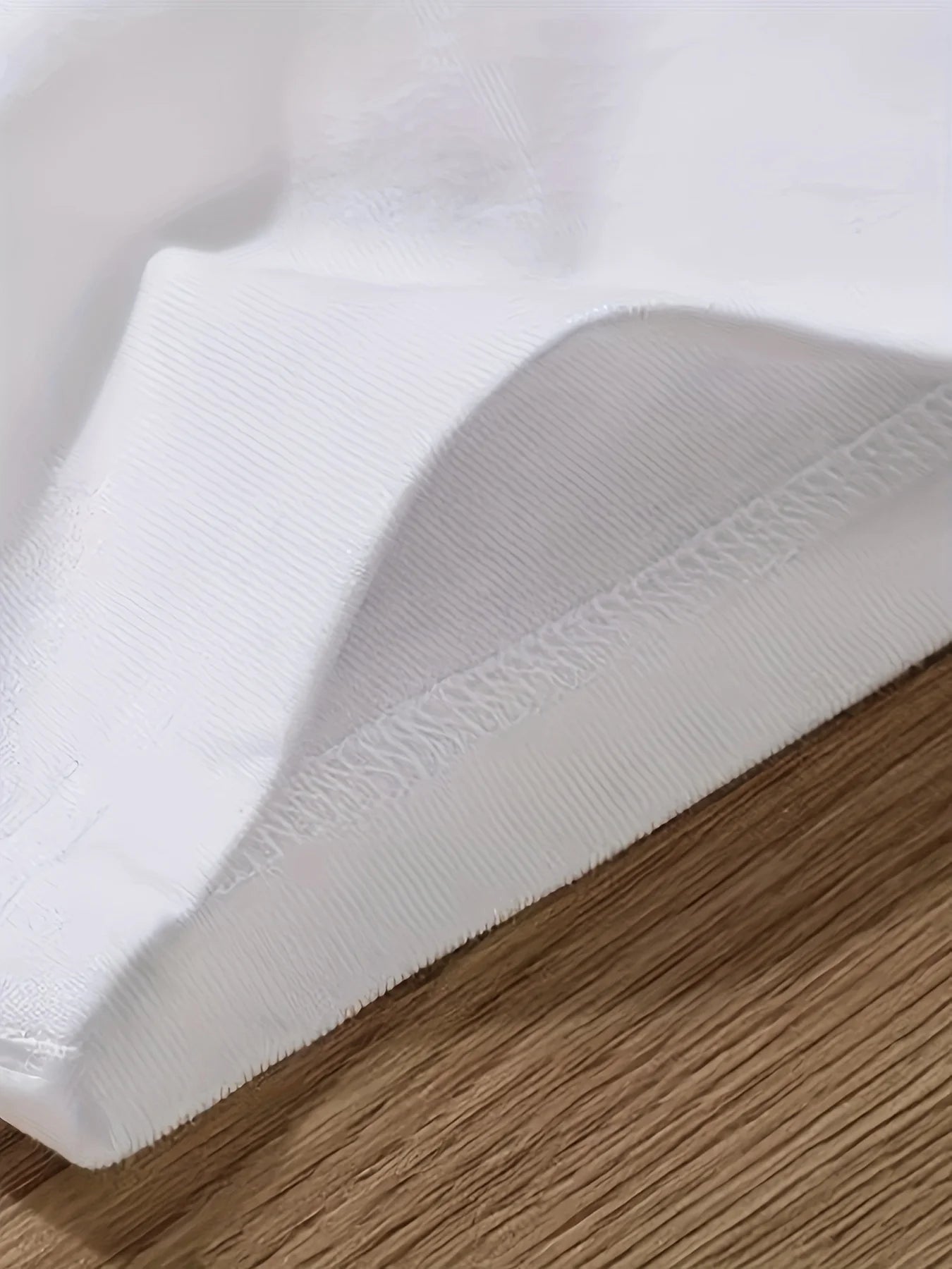 Women's Y2K White T-Shirt - Soft Pure Summer Top with Red Apple Core Heart Graphic - Loose Fit Casual Everyday Shirt for